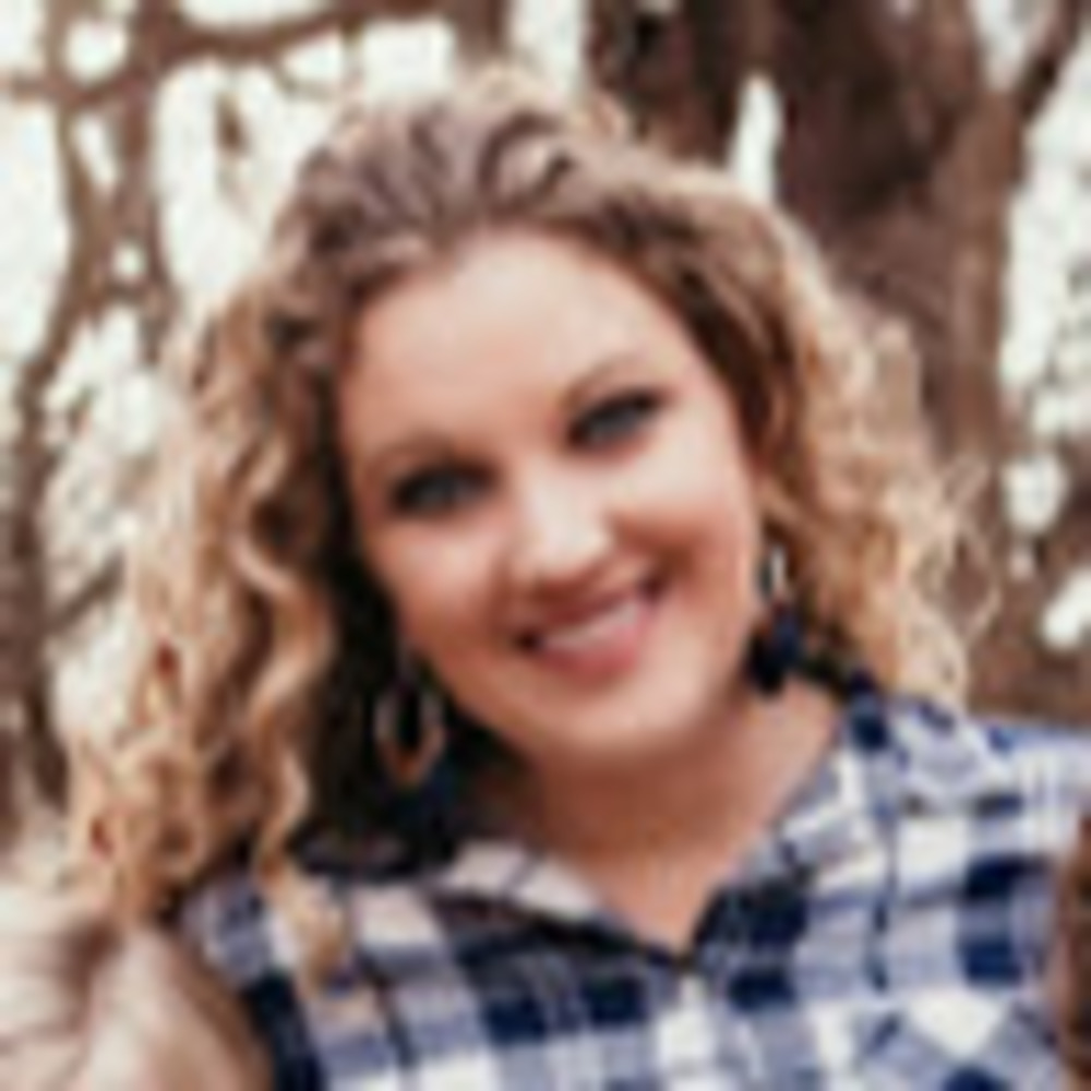 Meet your Posher, Camille